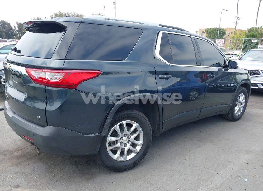 Photo 4 of 2018 Chevrolet Traverse 1LT (VIN 1GNERGKW7JJ133119)