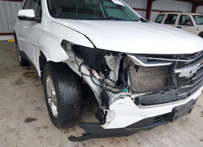 Photo 6 of 2018 Chevrolet Traverse 1LT (VIN 1GNERGKW7JJ249095)