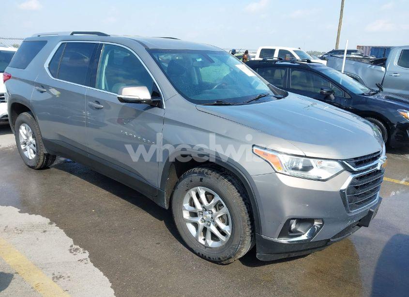 2018 Chevrolet Traverse 1LT (VIN 1GNERGKW7JJ272960) main photo