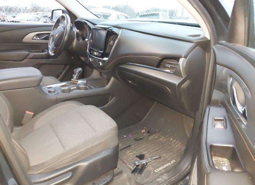 Photo 5 of 2019 Chevrolet Traverse 1LT (VIN 1GNERGKW7KJ114992)