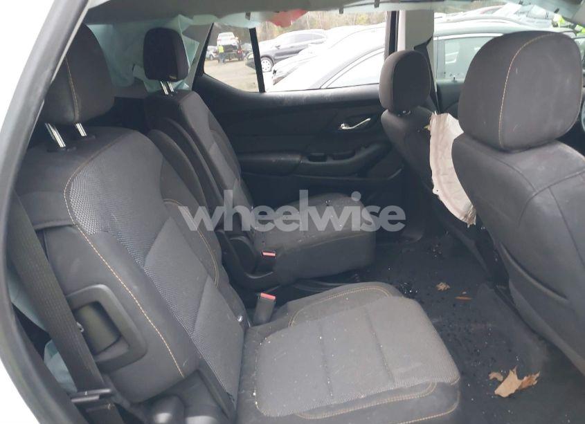 Photo 8 of 2019 Chevrolet Traverse 1LT (VIN 1GNERGKW7KJ190311)