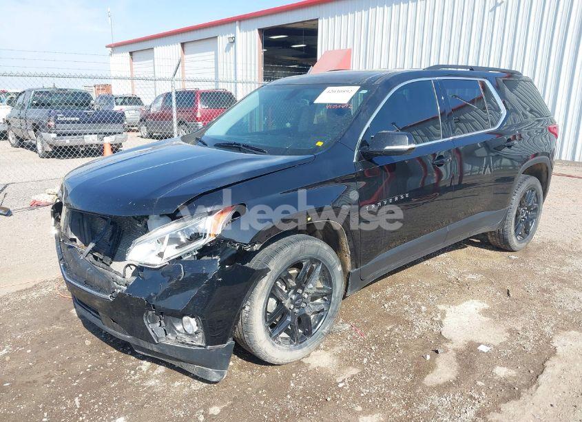 Photo 2 of 2019 Chevrolet Traverse 1LT (VIN 1GNERGKW7KJ196349)