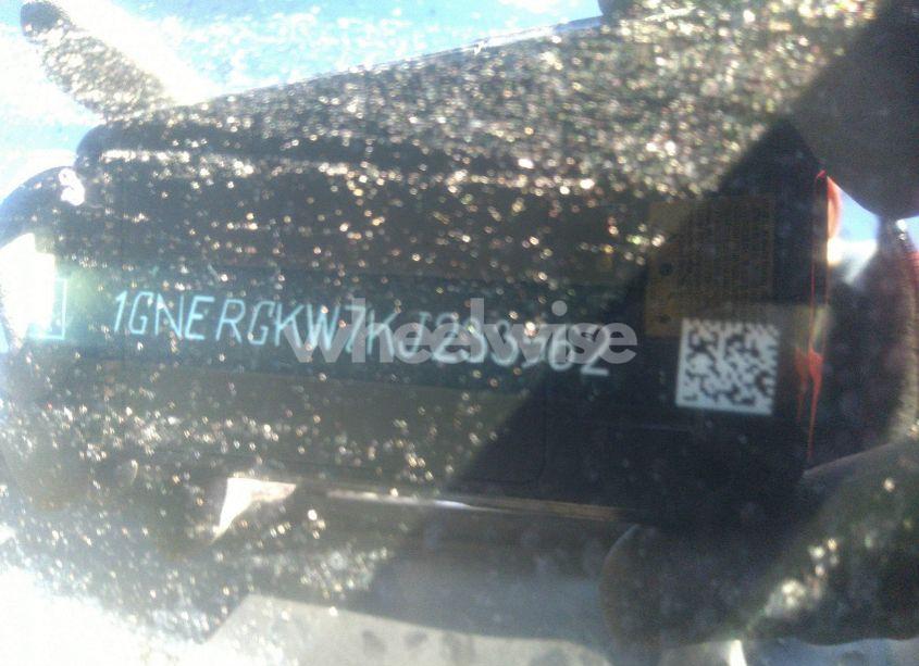 Photo 9 of 2019 Chevrolet Traverse 1LT (VIN 1GNERGKW7KJ233562)