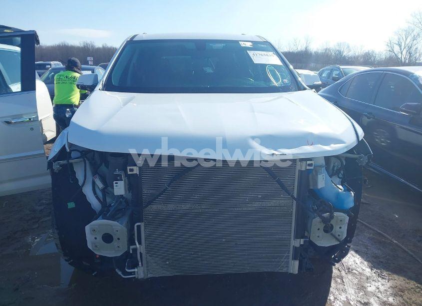 Photo 13 of 2019 Chevrolet Traverse 1LT (VIN 1GNERGKW7KJ318482)