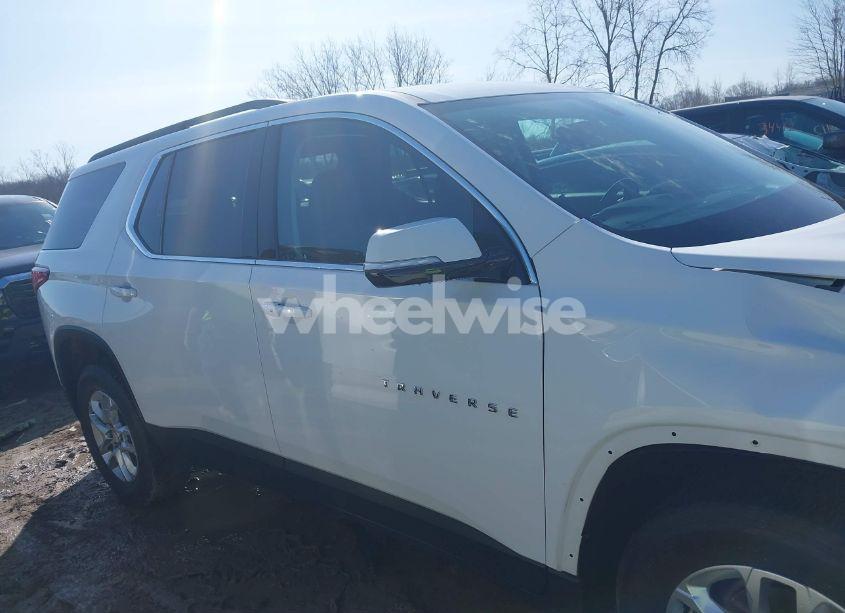 Photo 14 of 2019 Chevrolet Traverse 1LT (VIN 1GNERGKW7KJ318482)