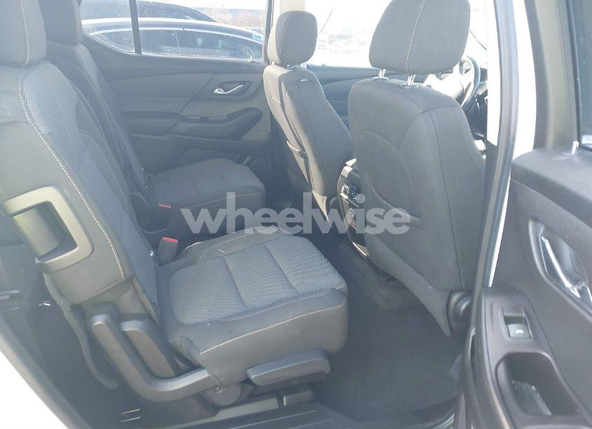 Photo 8 of 2019 Chevrolet Traverse 1LT (VIN 1GNERGKW7KJ318482)