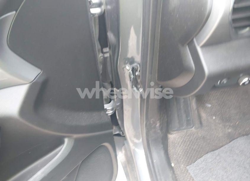 Photo 11 of 2020 Chevrolet Traverse FWD LT CLOTH (VIN 1GNERGKW7LJ211305)