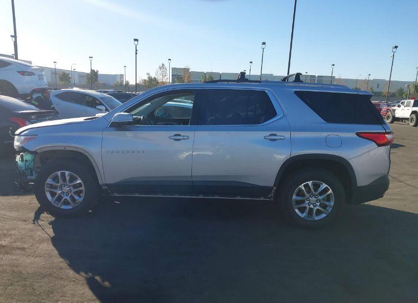 Photo 15 of 2018 Chevrolet Traverse 1LT (VIN 1GNERGKW8JJ116510)