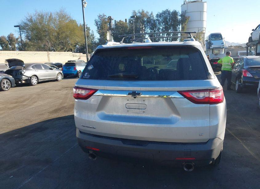 Photo 17 of 2018 Chevrolet Traverse 1LT (VIN 1GNERGKW8JJ116510)
