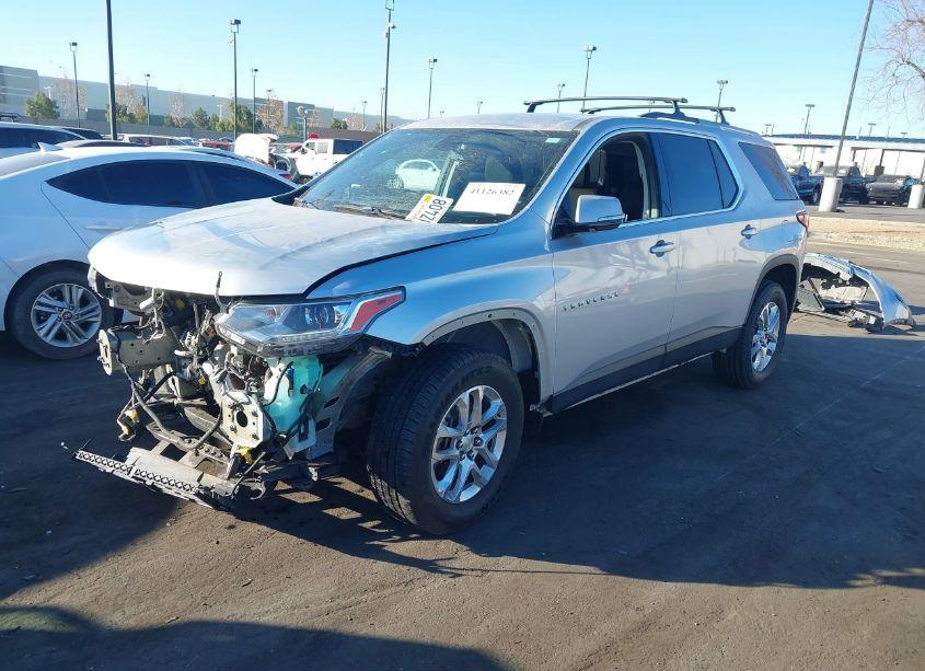 Photo 2 of 2018 Chevrolet Traverse 1LT (VIN 1GNERGKW8JJ116510)