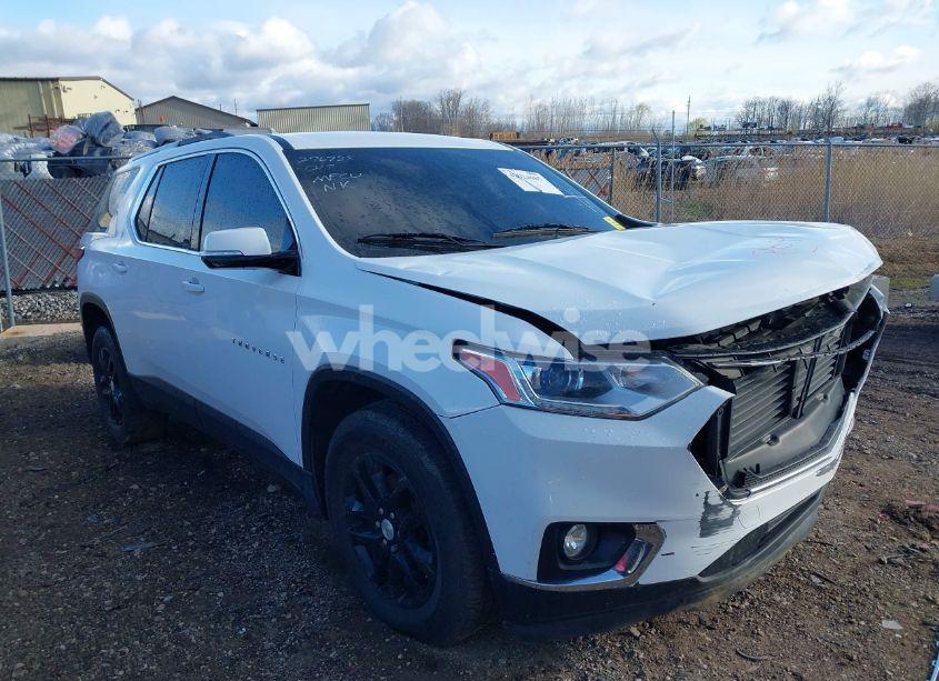 2018 Chevrolet Traverse 1LT (VIN 1GNERGKW8JJ276788) main photo