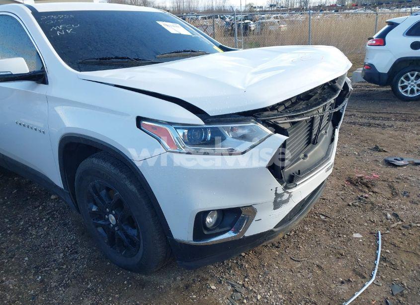 Photo 17 of 2018 Chevrolet Traverse 1LT (VIN 1GNERGKW8JJ276788)