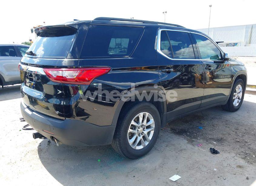 Photo 4 of 2019 Chevrolet Traverse 1LT (VIN 1GNERGKW8KJ138606)