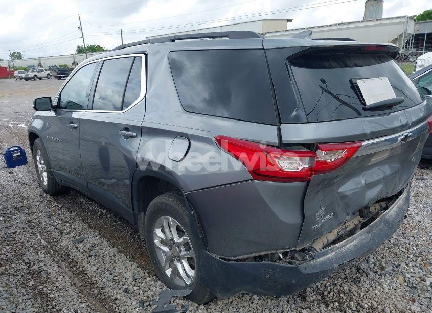 Photo 3 of 2019 Chevrolet Traverse 1LT (VIN 1GNERGKW8KJ210548)