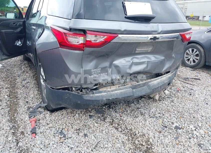 Photo 6 of 2019 Chevrolet Traverse 1LT (VIN 1GNERGKW8KJ210548)