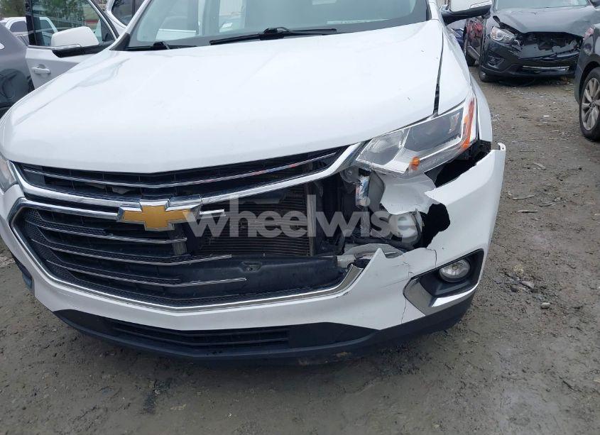 Photo 6 of 2019 Chevrolet Traverse 1LT (VIN 1GNERGKW8KJ234221)