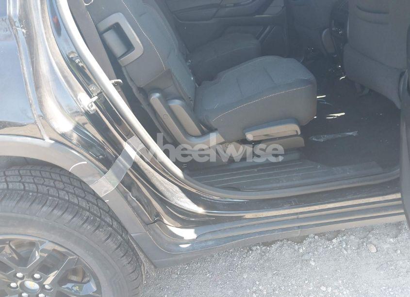 Photo 20 of 2021 Chevrolet Traverse FWD LT CLOTH (VIN 1GNERGKW8MJ246758)