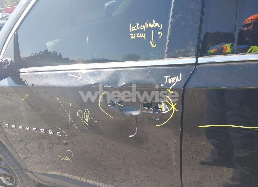 Photo 21 of 2021 Chevrolet Traverse FWD LT CLOTH (VIN 1GNERGKW8MJ246758)