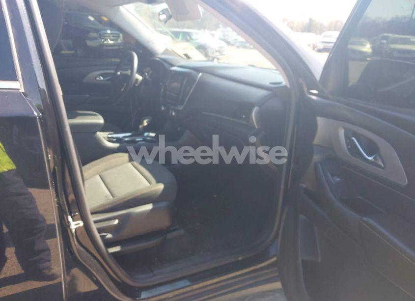 Photo 5 of 2021 Chevrolet Traverse FWD LT CLOTH (VIN 1GNERGKW8MJ246758)