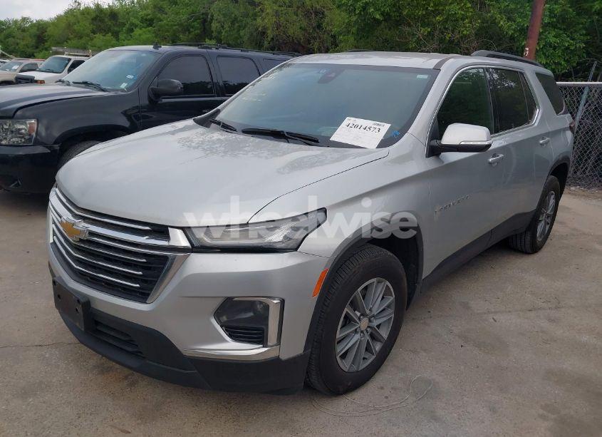 Photo 2 of 2022 Chevrolet Traverse FWD LT CLOTH (VIN 1GNERGKW8NJ160805)
