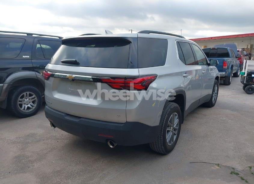 Photo 4 of 2022 Chevrolet Traverse FWD LT CLOTH (VIN 1GNERGKW8NJ160805)