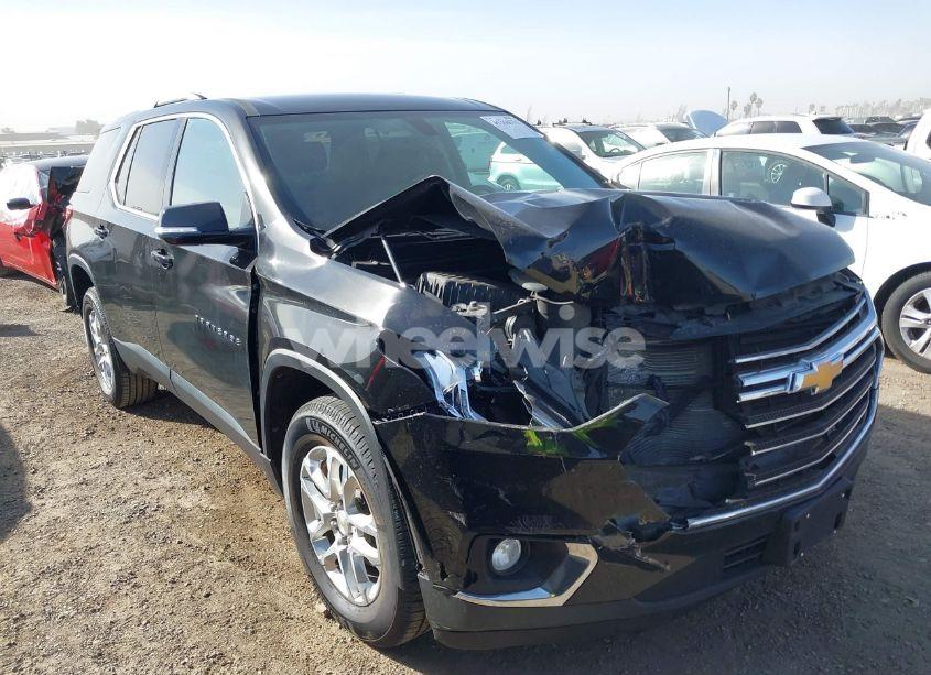 Photo 6 of 2018 Chevrolet Traverse 1LT (VIN 1GNERGKW9JJ138127)