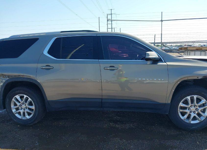 Photo 13 of 2018 Chevrolet Traverse 1LT (VIN 1GNERGKW9JJ271342)