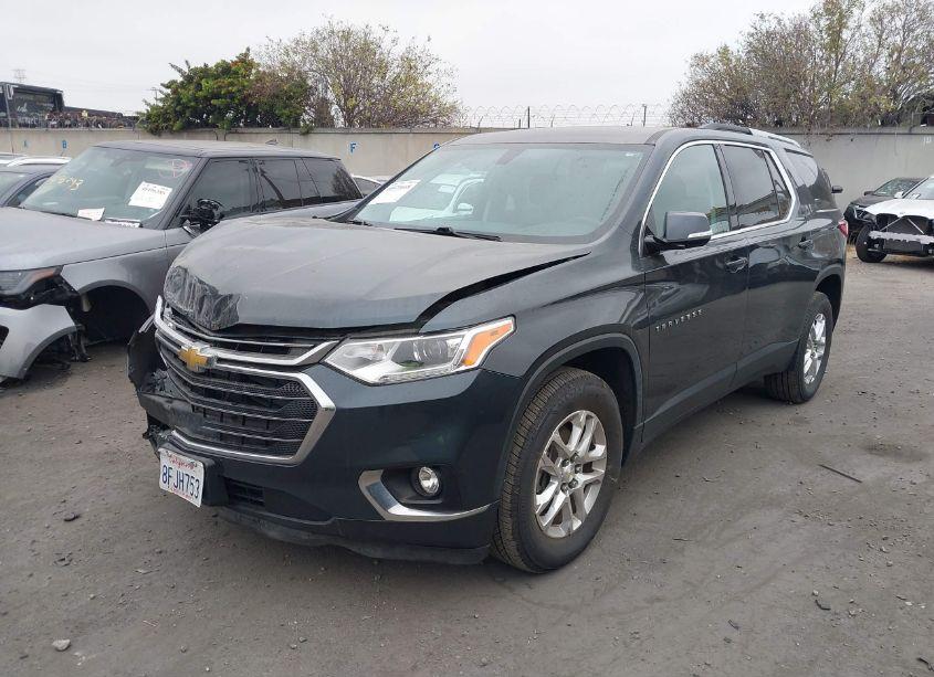 Photo 2 of 2018 Chevrolet Traverse 1LT (VIN 1GNERGKW9JJ276959)