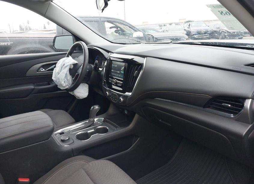 Photo 5 of 2018 Chevrolet Traverse 1LT (VIN 1GNERGKW9JJ276959)