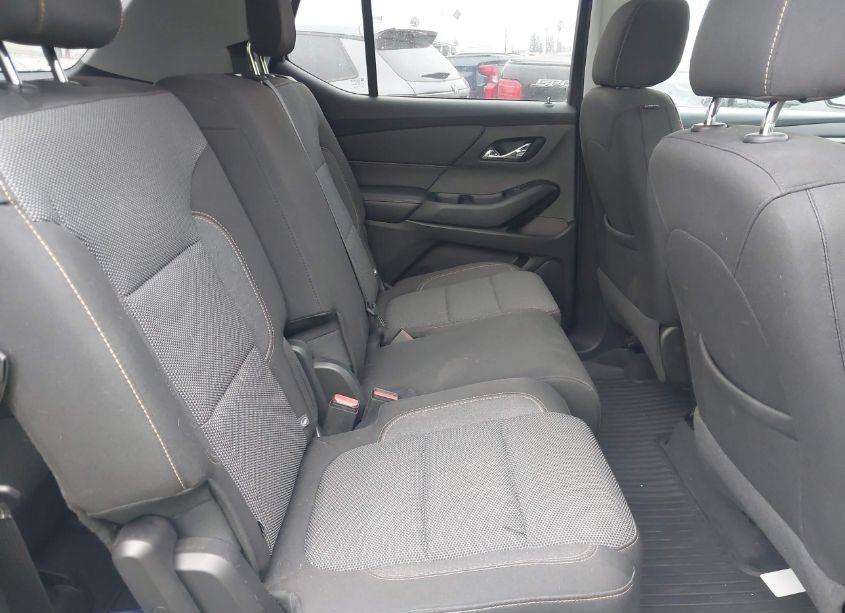 Photo 8 of 2018 Chevrolet Traverse 1LT (VIN 1GNERGKW9JJ276959)