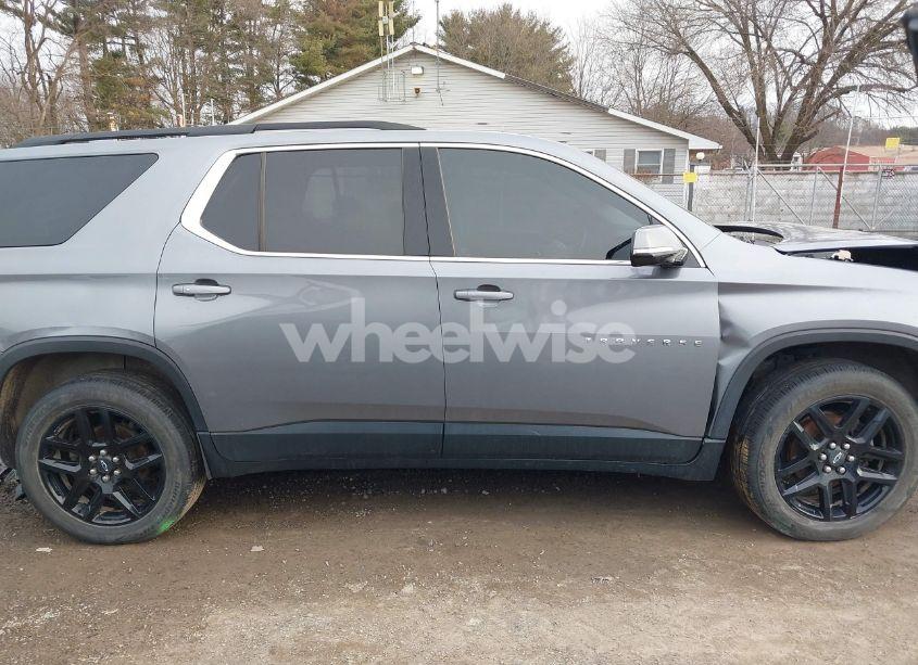 Photo 13 of 2019 Chevrolet Traverse 1LT (VIN 1GNERGKW9KJ276624)