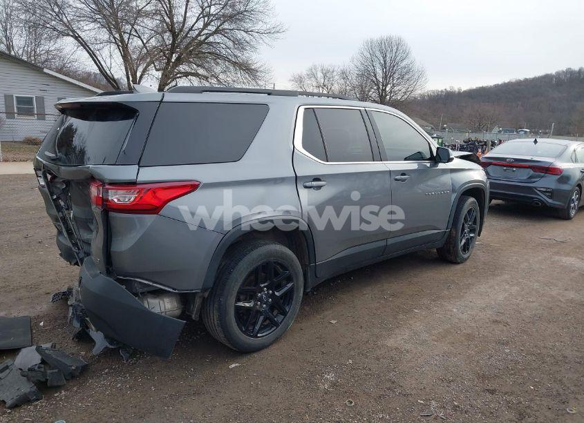 Photo 4 of 2019 Chevrolet Traverse 1LT (VIN 1GNERGKW9KJ276624)