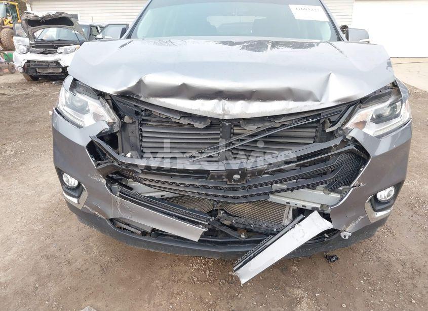 Photo 6 of 2019 Chevrolet Traverse 1LT (VIN 1GNERGKW9KJ276624)