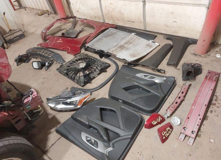 Photo 12 of 2020 Chevrolet Traverse FWD LT CLOTH (VIN 1GNERGKW9LJ294641)