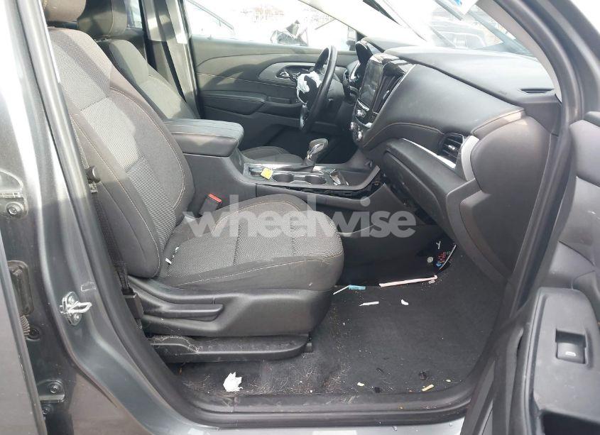 Photo 5 of 2021 Chevrolet Traverse FWD LT CLOTH (VIN 1GNERGKW9MJ102121)