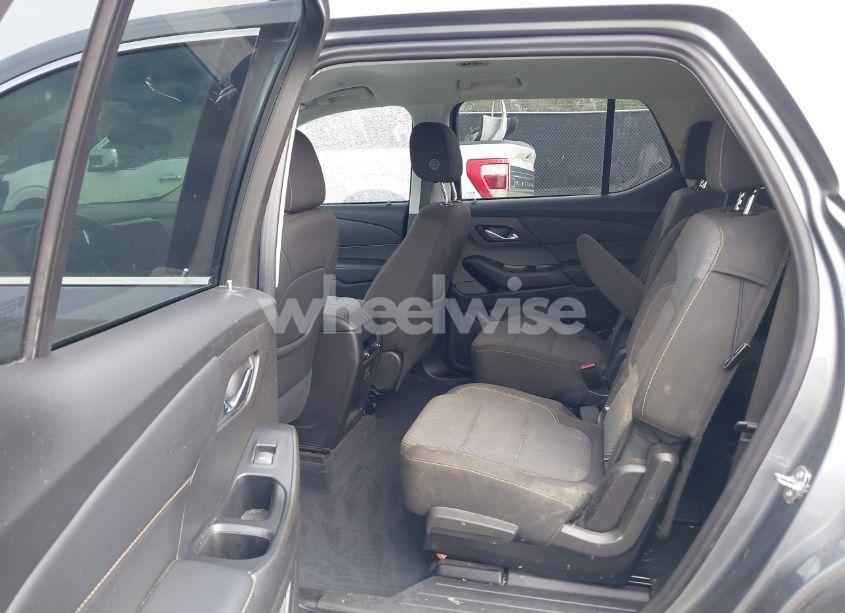 Photo 8 of 2021 Chevrolet Traverse FWD LT CLOTH (VIN 1GNERGKW9MJ247157)