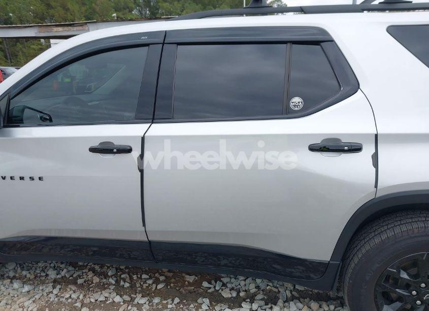 Photo 14 of 2021 Chevrolet Traverse FWD LT CLOTH (VIN 1GNERGKW9MJ265397)