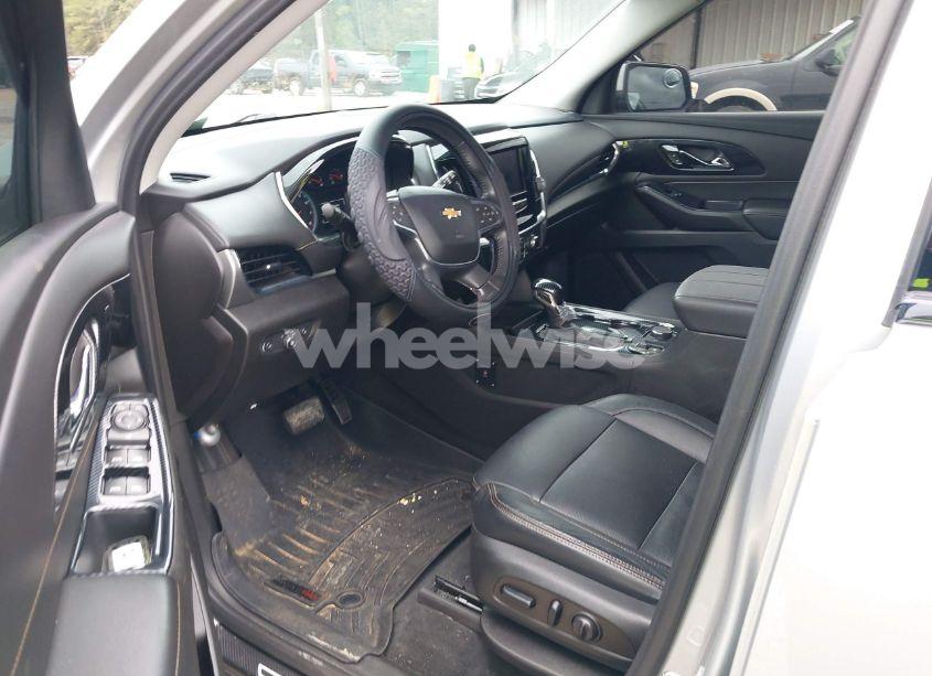 Photo 5 of 2021 Chevrolet Traverse FWD LT CLOTH (VIN 1GNERGKW9MJ265397)
