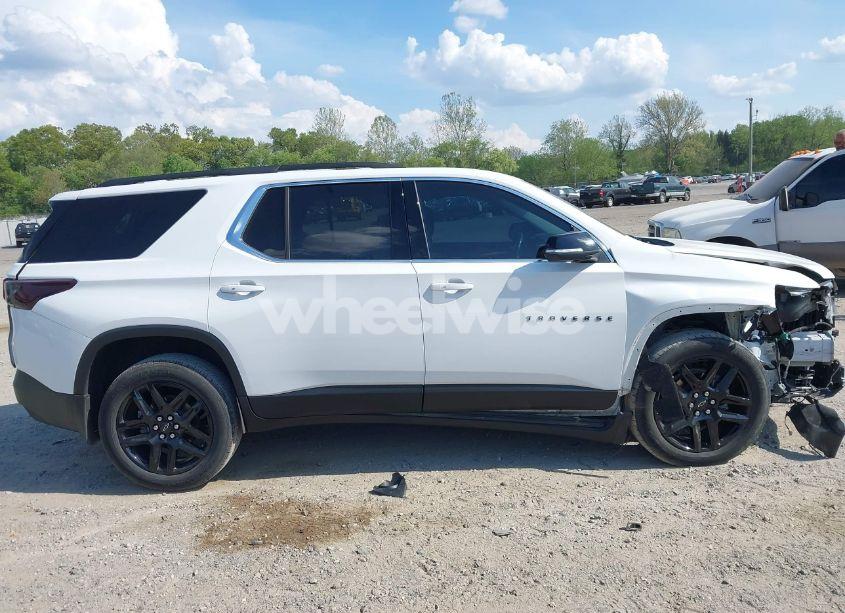 Photo 13 of 2021 Chevrolet Traverse FWD LT CLOTH (VIN 1GNERGKW9MJ271894)