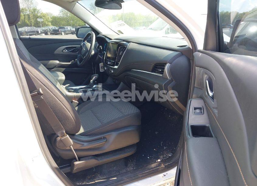 Photo 5 of 2021 Chevrolet Traverse FWD LT CLOTH (VIN 1GNERGKW9MJ271894)