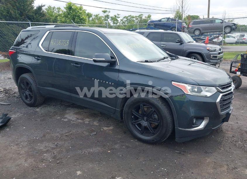 2018 Chevrolet Traverse 1LT (VIN 1GNERGKWXJJ258244) main photo