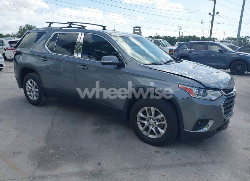 2018 Chevrolet Traverse 1LT (VIN 1GNERGKWXJJ259619) main photo