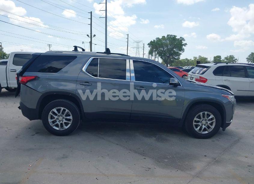 Photo 13 of 2018 Chevrolet Traverse 1LT (VIN 1GNERGKWXJJ259619)