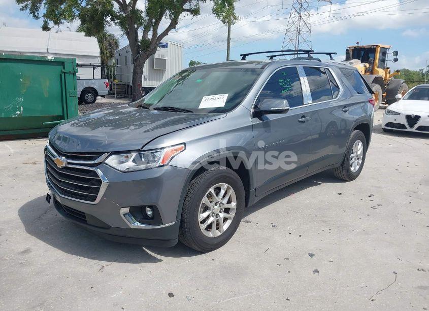 Photo 2 of 2018 Chevrolet Traverse 1LT (VIN 1GNERGKWXJJ259619)