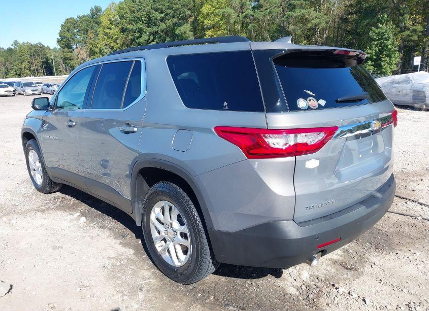 Photo 3 of 2019 Chevrolet Traverse 1LT (VIN 1GNERGKWXKJ106398)