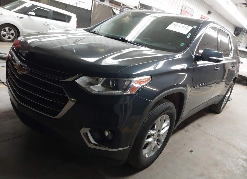 Photo 2 of 2019 Chevrolet Traverse 1LT (VIN 1GNERGKWXKJ106465)