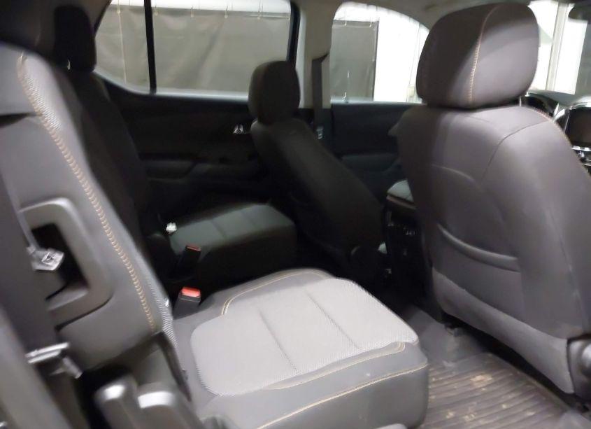 Photo 8 of 2019 Chevrolet Traverse 1LT (VIN 1GNERGKWXKJ106465)