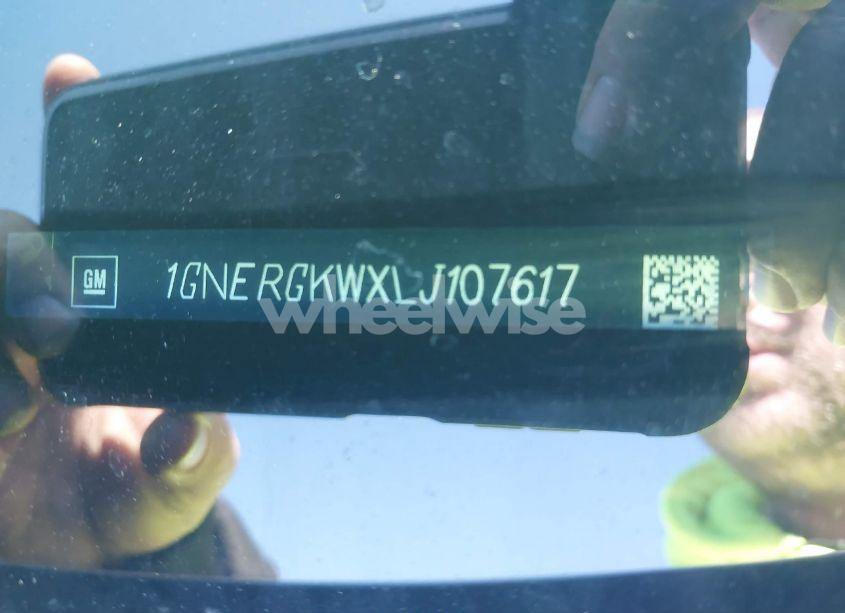 Photo 18 of 2020 Chevrolet Traverse FWD LT CLOTH (VIN 1GNERGKWXLJ107617)