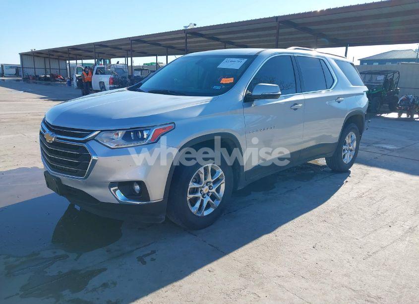 Photo 2 of 2020 Chevrolet Traverse FWD LT CLOTH (VIN 1GNERGKWXLJ107617)