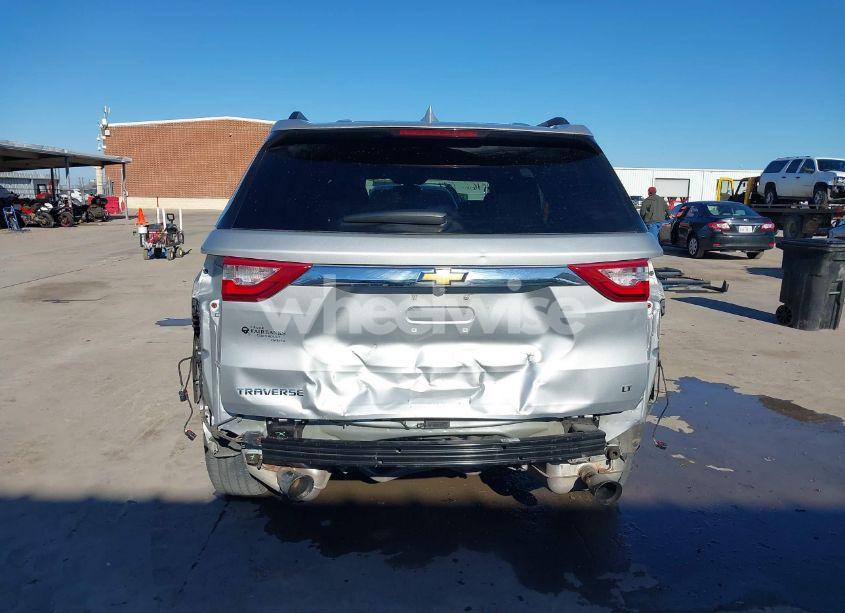 Photo 6 of 2020 Chevrolet Traverse FWD LT CLOTH (VIN 1GNERGKWXLJ107617)